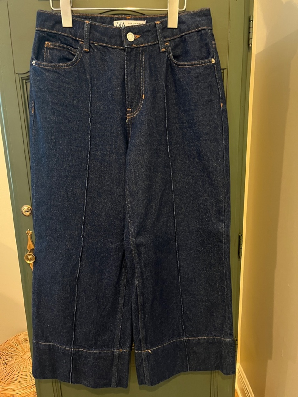 Zara Women’s Relaxed Wide-Leg Dark Indigo Jeans